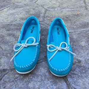 Turquoise Minnetonka moccasins